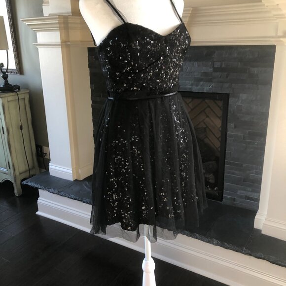 NWT French Connections Size 2 Black Sequin and Tulle Mini Party Dress - Picture 4 of 15